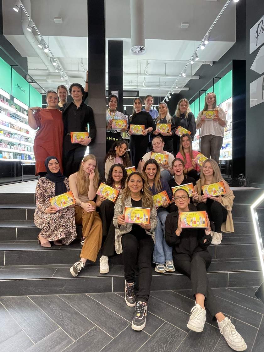 Beauty & Retail